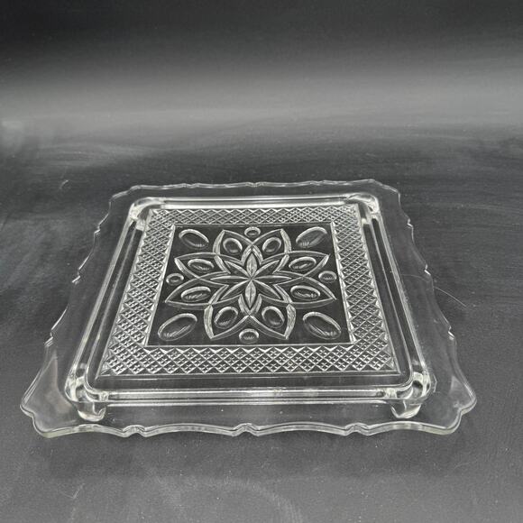 Vintage Square Cake Plate 10" Cape Cod by Imperial Glass Ohio Glassware - Picture 5 of 8